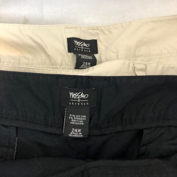 Mossimo lot of 2 Low Rise Slim - the hip and thigh Chino Shorts size 24W      WS - Picture 4 of 8